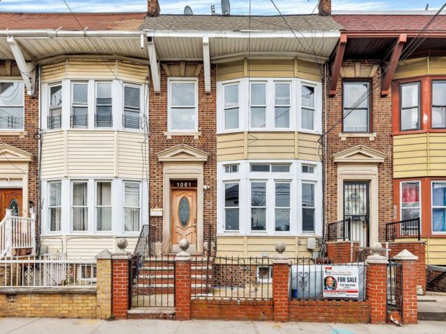 [Far Rockaway Real Estate, listing number 2107979]