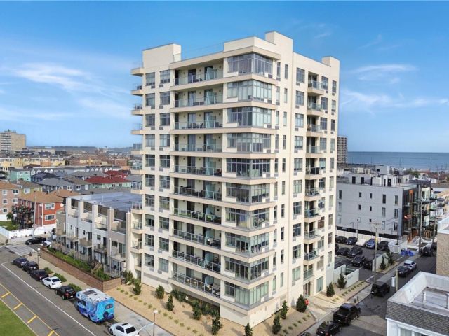 [Rockaway Beach Real Estate, listing number 2443815]