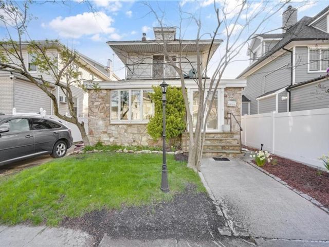 [Neponsit Real Estate, listing number 3304294]