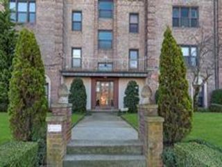 [Belle Harbor Real Estate, listing number 3307765]
