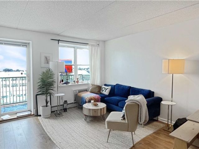 [Arverne Real Estate, listing number 3318124]