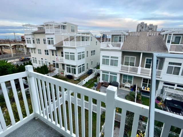  2 BR,  1.00 BTH  Apartment style home in Arverne