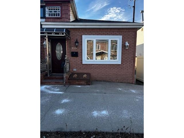 [Edgemere Real Estate, listing number 3328043]