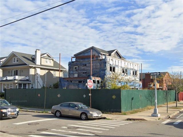 [Rockaway Park Real Estate, listing number 3332093]