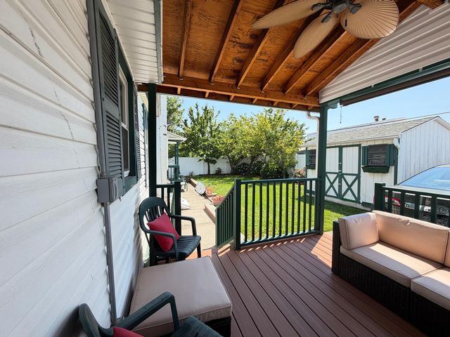 [Rockaway Beach Real Estate, listing number 3344033]