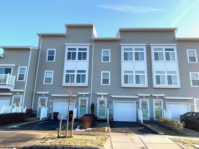 [Arverne By The Sea Real Estate, listing number 6869256]