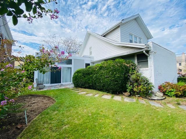[Belle Harbor Real Estate, listing number 6969771]