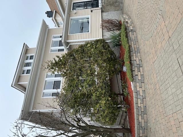 [Far Rockaway Real Estate, listing number 7138271]