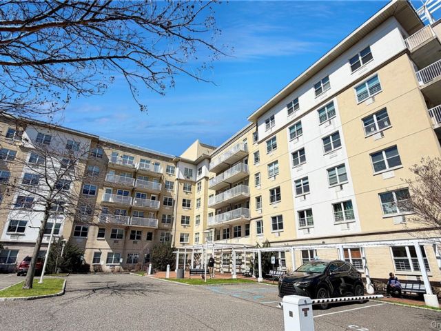 [Rockaway Beach Real Estate, listing number 7266163]