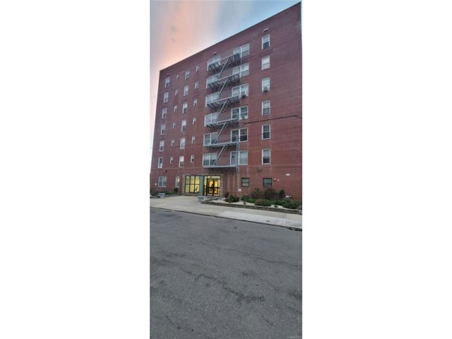 [Rockaway Park Real Estate, listing number 7282494]