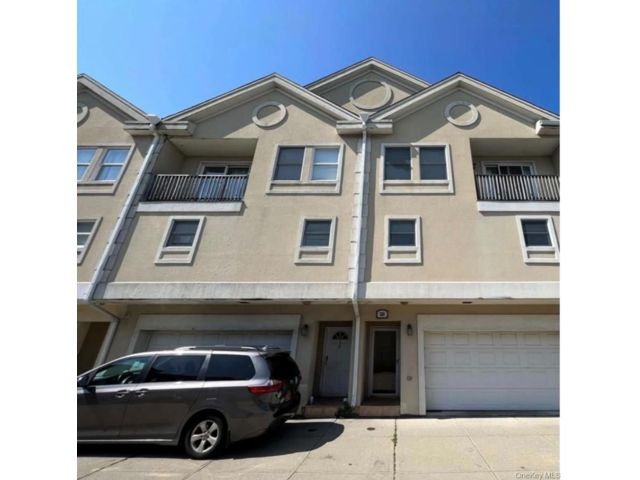 [Far Rockaway Real Estate, listing number 7325938]