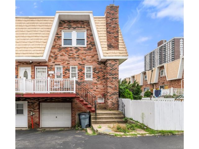 [Far Rockaway Real Estate, listing number 7326259]
