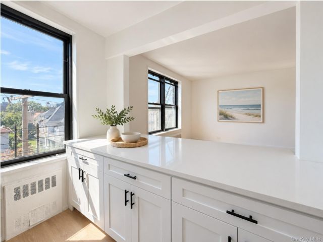 [Far Rockaway Real Estate, listing number 7336704]
